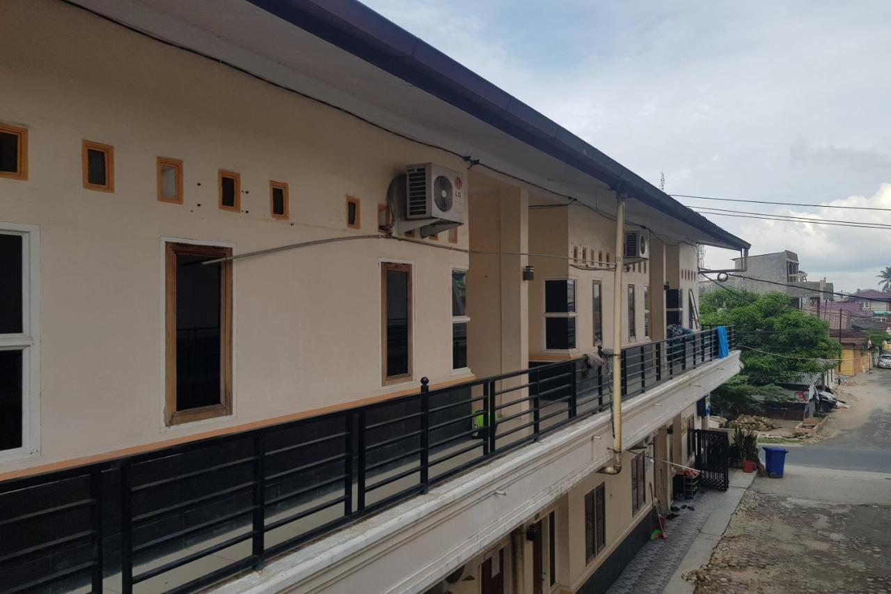 OYO 91647 Sanina Residence Pematangsiantar Exterior foto
